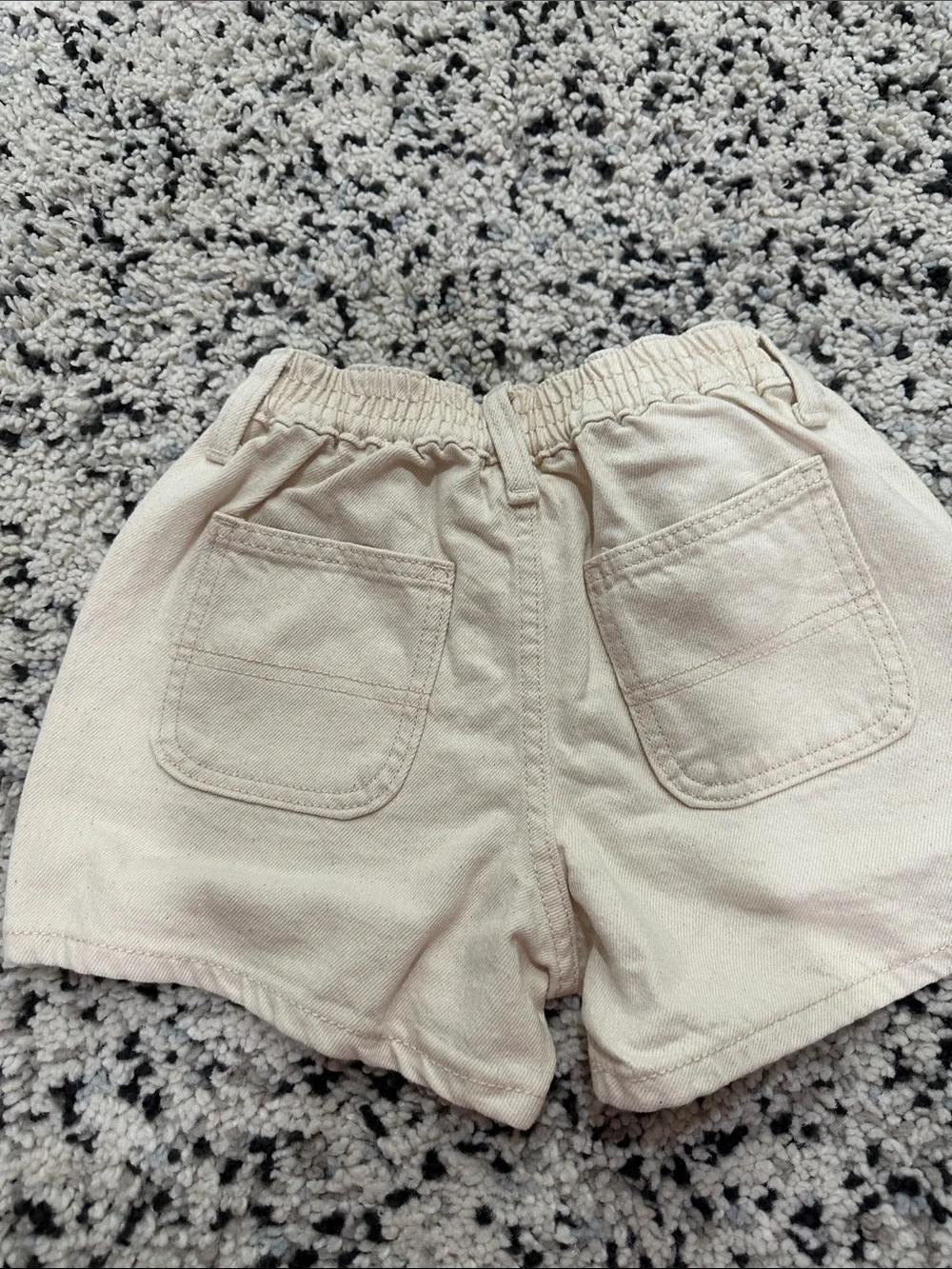 Old Navy Cream Utility Shorts with Elastic Waist